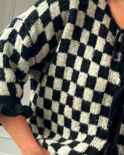 d26924e6-4c07-43a1-ac9b-765ab309e7f0-Max