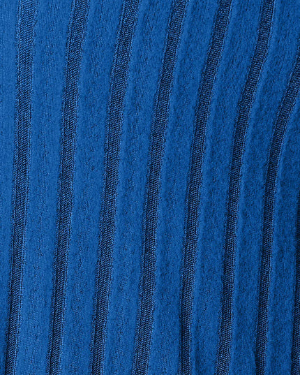 03d1741a2bea472785fcb75a7e099447-Max