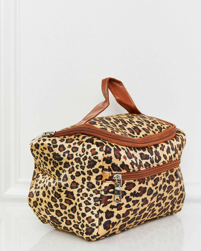 0b3e0cfd64d74847959709f2d31858f0-Max