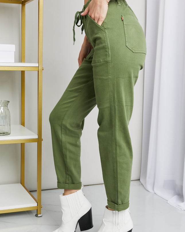 106f7ff95e03442584f0532feb333fa9-Max