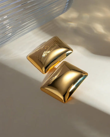 156ceccf-f94c-48fb-8b7d-506b3e8939f2-Max