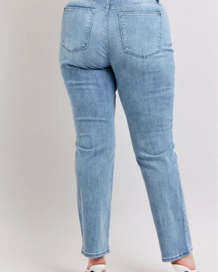 15b0bc99-f07f-443e-8238-d5ef8232c583-Max