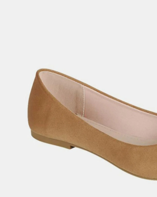 25860e5f-8aae-427c-a2c2-411e2111e30b-Max