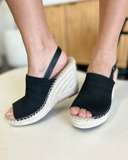 27f7b4e8-8c22-4813-bbd4-35e54552fd68-Max