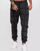 Black / M