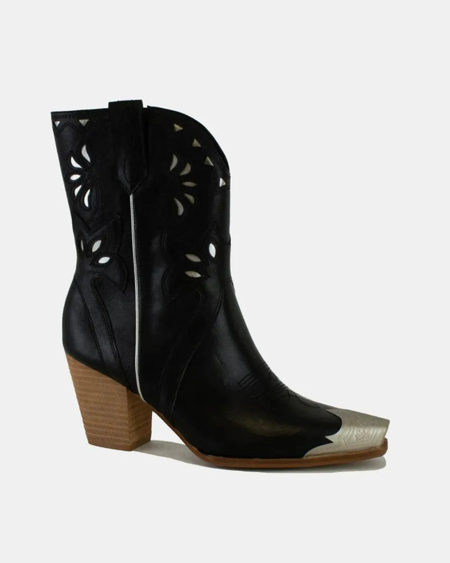 29b05779-6096-4b20-bcba-c45859dbbca6-Max