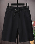 Black / M