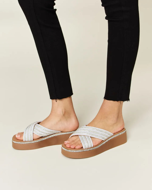 35051ec2-3abb-4046-b132-be6bc6690ba4-Max