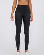 Black / 4