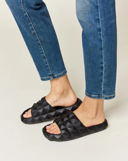 376490ba-6807-468e-91d3-7538ddcb117f-Max