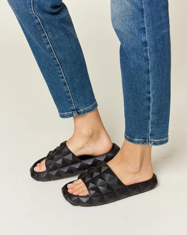 376490ba-6807-468e-91d3-7538ddcb117f-Max