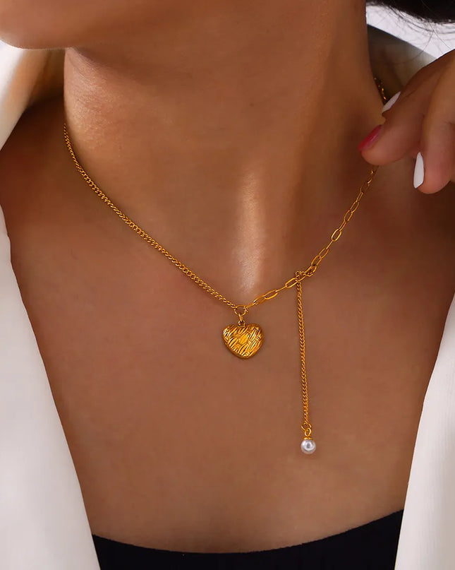 38f61ff1-6e1f-48da-a50f-39979e629047-Max