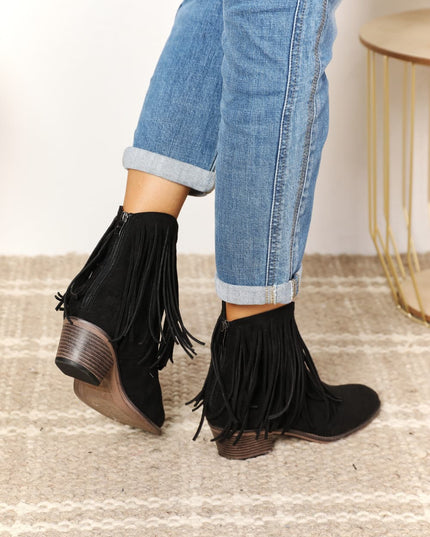 4b65df2d1b8143d4b6f99bd8002dd8ef-Max