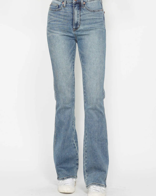 4f53c6b1-74f7-4def-9c29-eac71db19736-Max