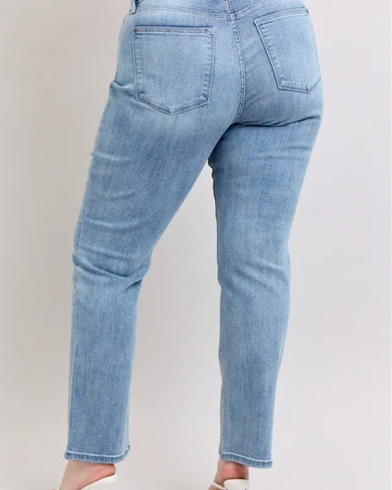 533904da-0d38-46a0-be8d-0e4277659211-Max