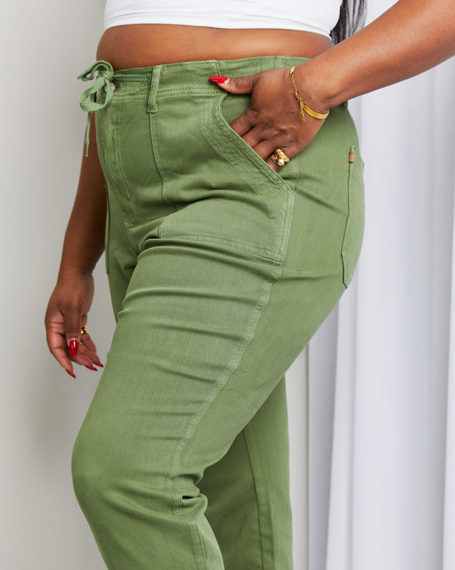 57bc106c574245f3bd0274670e0794e5-Max