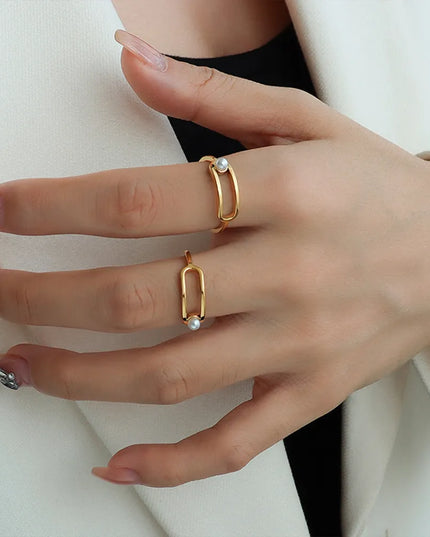 5c9abf6c-3da4-40a4-b43b-53e79c488a2a-Max