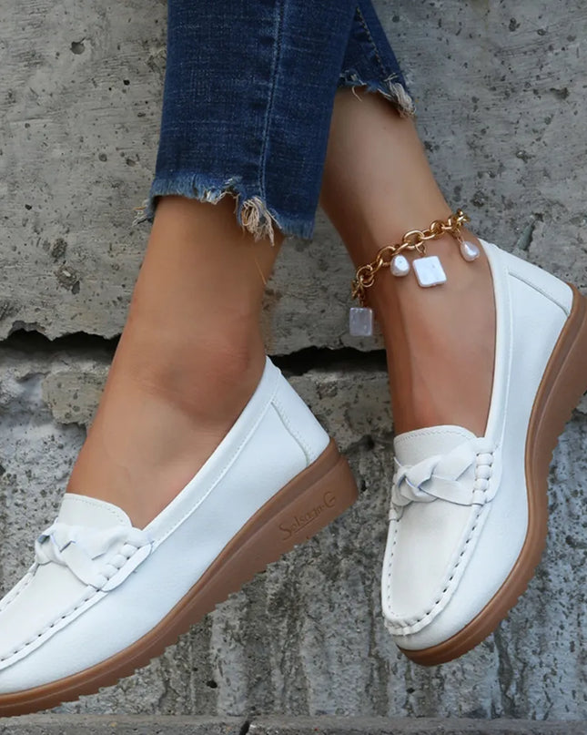 6a846eda2b2c4773b78d66efec1da744-Max