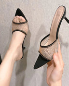 Black / 35