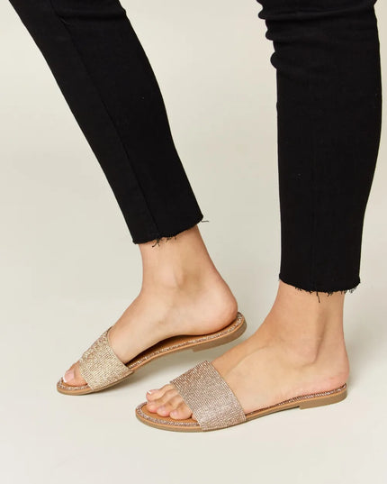 7f279e1a-c4f1-4818-b6ea-a3ed37eaf54f-Max