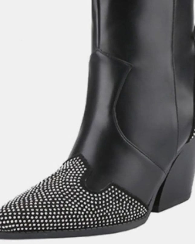 820aaed9-4f77-40a7-a6d0-37f82b8dec2d-Max