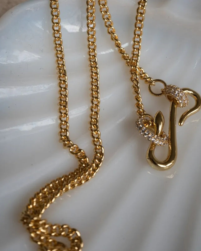 826ea1d9-d275-416b-adb2-542f5a88ce9f-Max