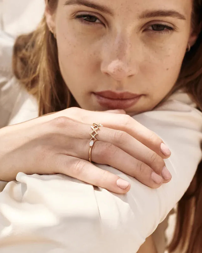 82dfc683-a2b3-43cb-ac7e-273d014300fb-Max