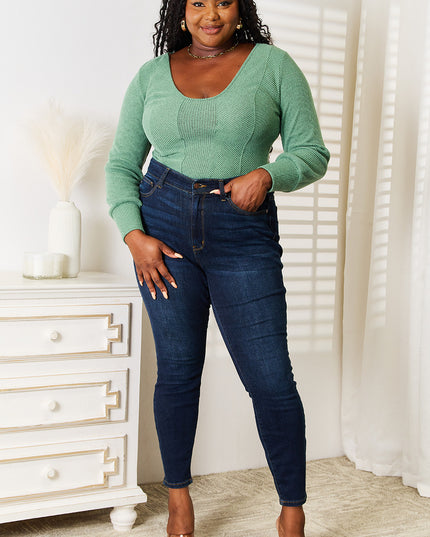 89a71ea88f144e8f86d194807f33e080-Max