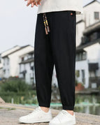 Black / M
