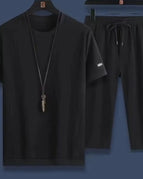Black / M