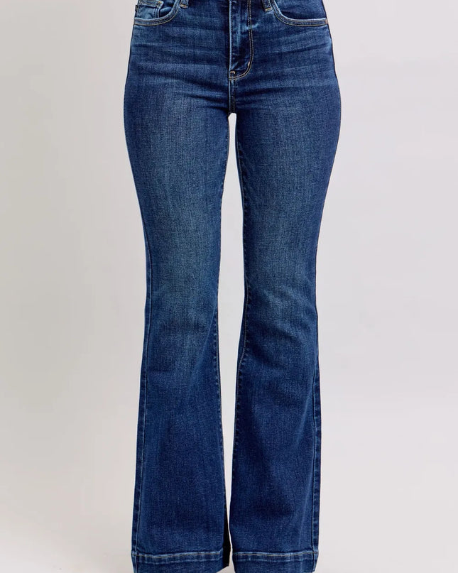 8e3d0e34-ec28-435e-ac43-8d03da9d049d-Max