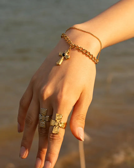 90c4beb2-2e68-429d-af6e-00a83b42482e-Max