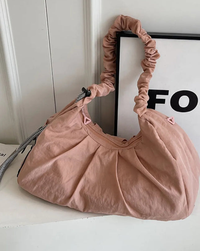 9c53255a-6d34-4b69-9e1f-a0ebf1df6383-Max