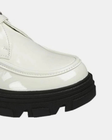 a2da724b-e028-49a8-8275-fa1abb782c6a-Max