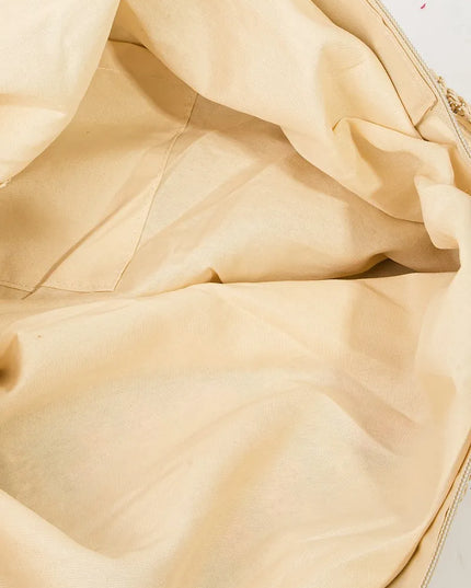 a8131b09-dfa2-4597-b216-67e87ad33cf6-Max