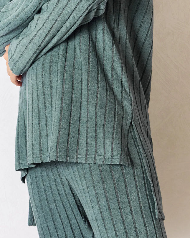 b2871f34-57dd-4854-9b0c-5ffd4e0e6654-Max