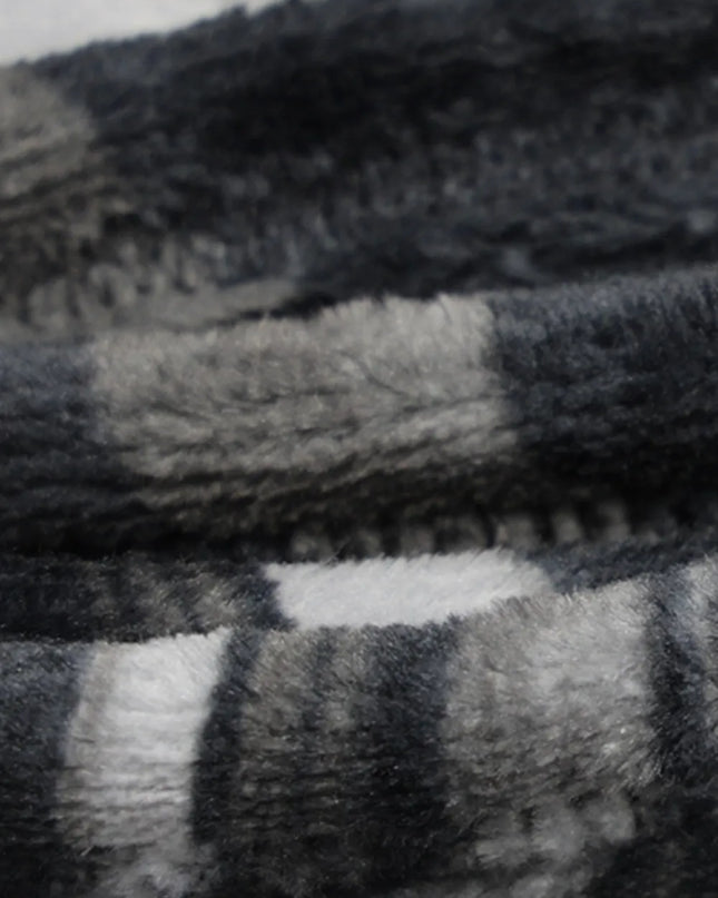 b7829d9b8cca4646b504abc76c359c37-Max