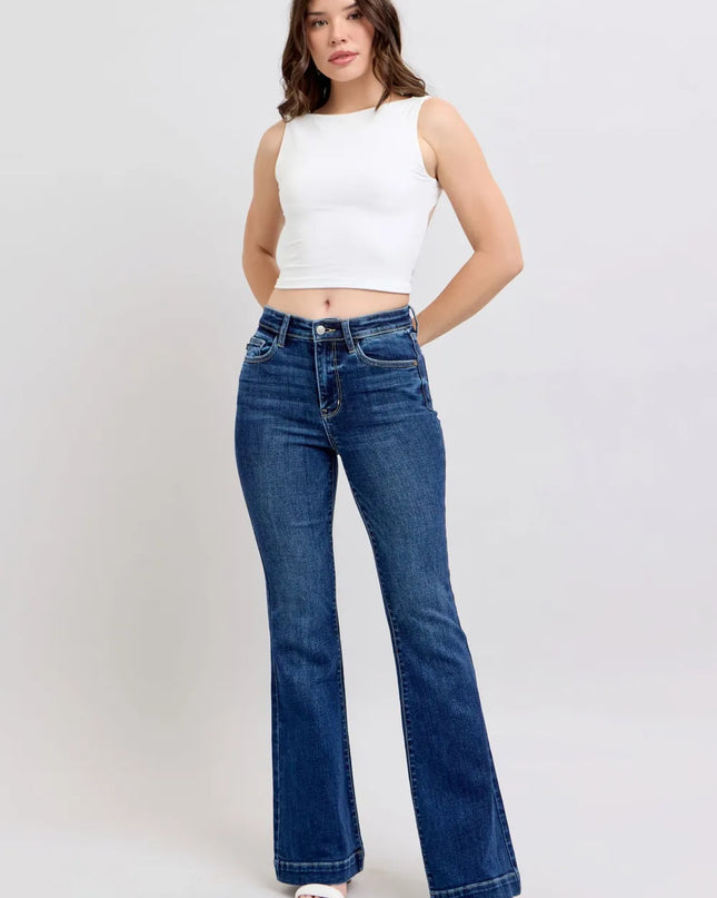 bb0a993d-f215-4dfa-85e2-e75eec27bee2-Max