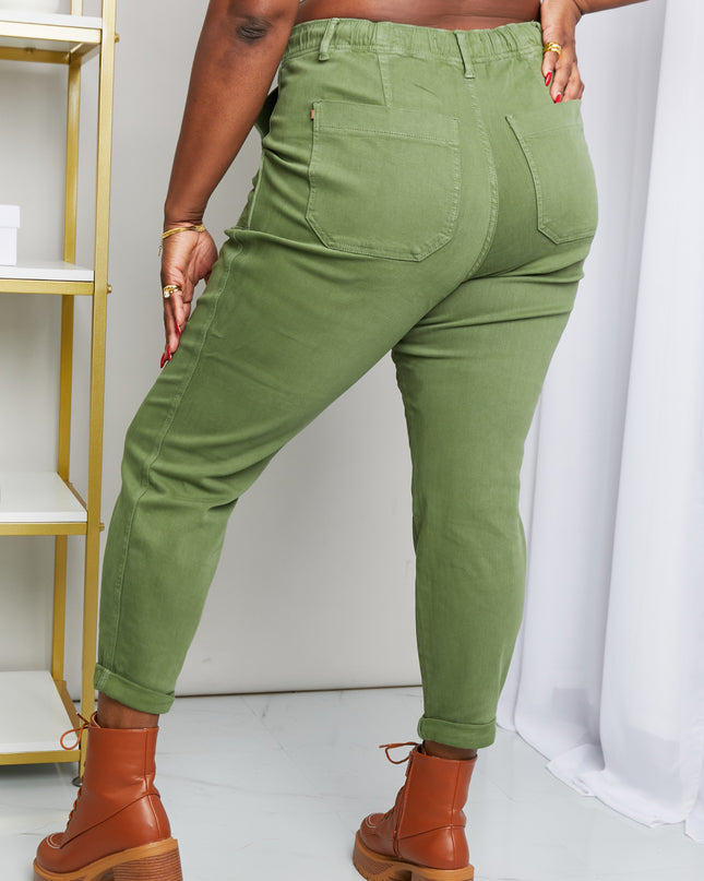 c02c6cc568e14a1fbbd0c130ba06bfb4-Max