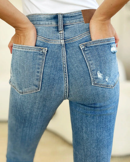 c225f2bc-2b17-407a-ad7f-8d240bd528df-Max