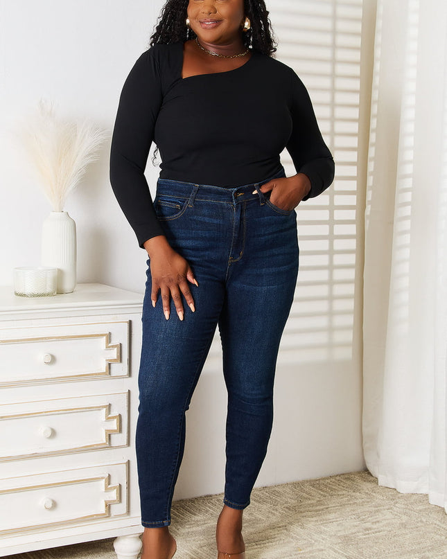 c92a9c53f7ed4e44bd7e825ce3ad5ee5-Max