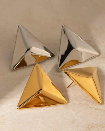 d75804c7-286c-40db-8981-f021330a0951-Max