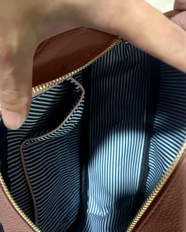 d88e935c-d1e6-47b1-945a-6965da76dc81-Max