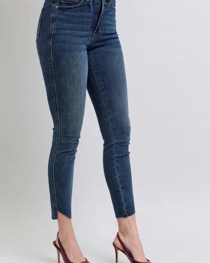 e073ee42ae2e41269b9ec0e88de47c73-Max-Origin