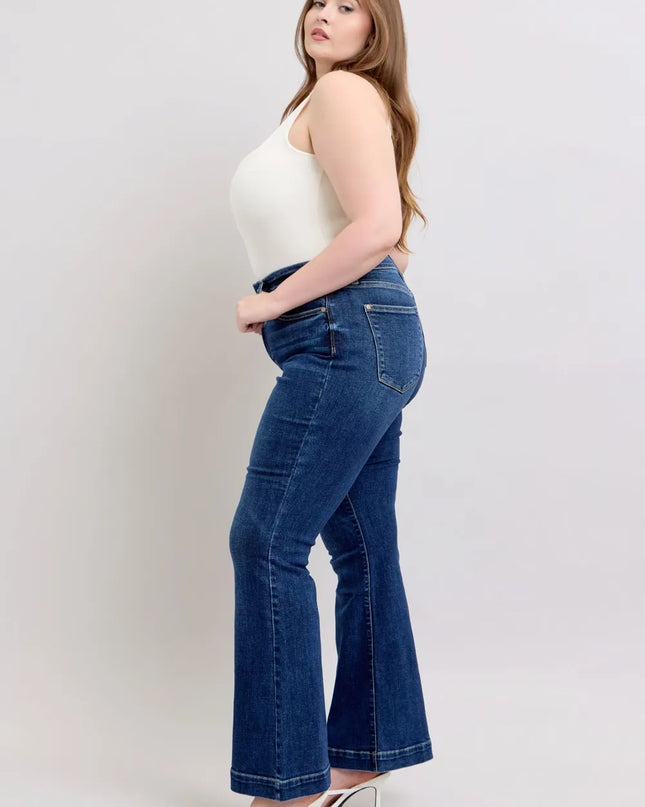 e298d5f0-4db4-4de7-9387-7363db899521-Max