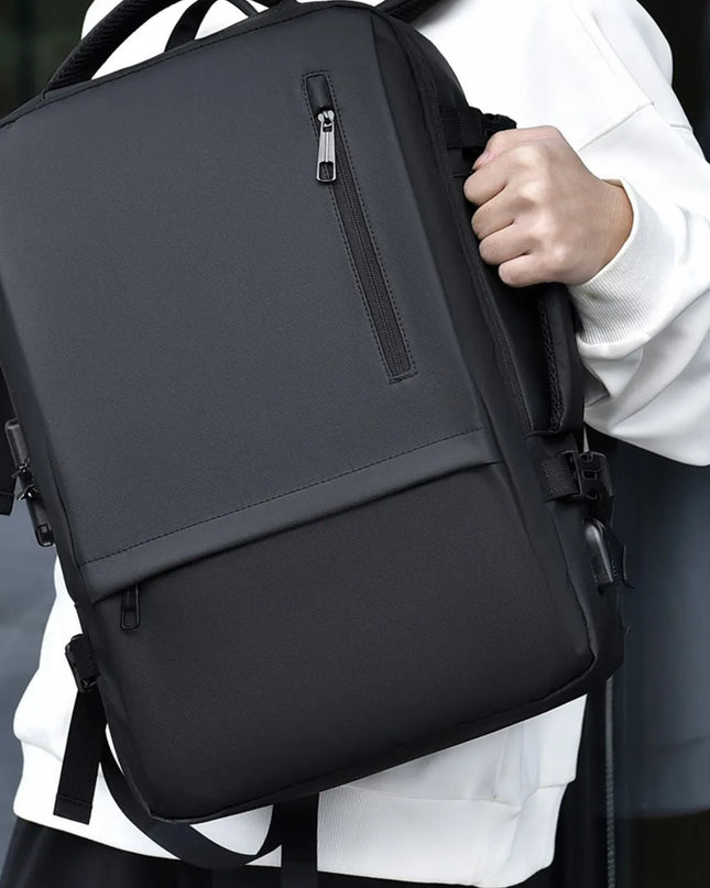 e3137daa-dcf5-4093-b11b-b2e8a8ba2d3f-Max