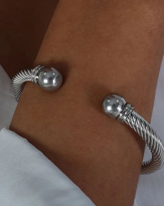 e66abbbc-f95e-42a4-bae1-7ff810e61b37-Max-Origin