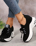 Black / 35
