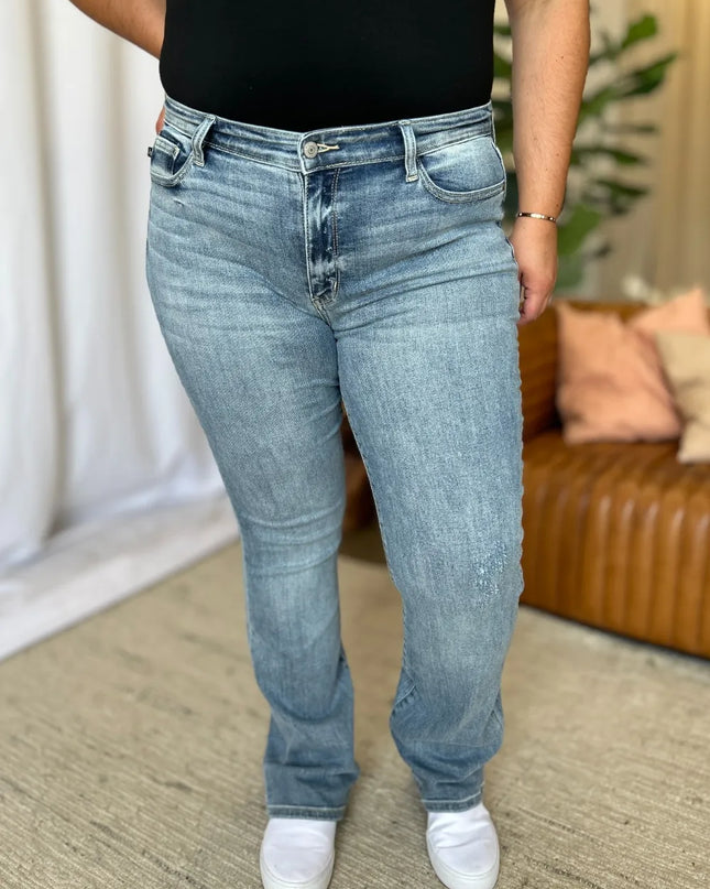 eabe96c2-602b-4110-a35a-0f65739087a1-Max