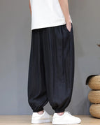 Black / M